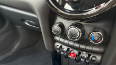 MINI Hatchback 1.5 Cooper Classic 3dr Petrol Hatchback